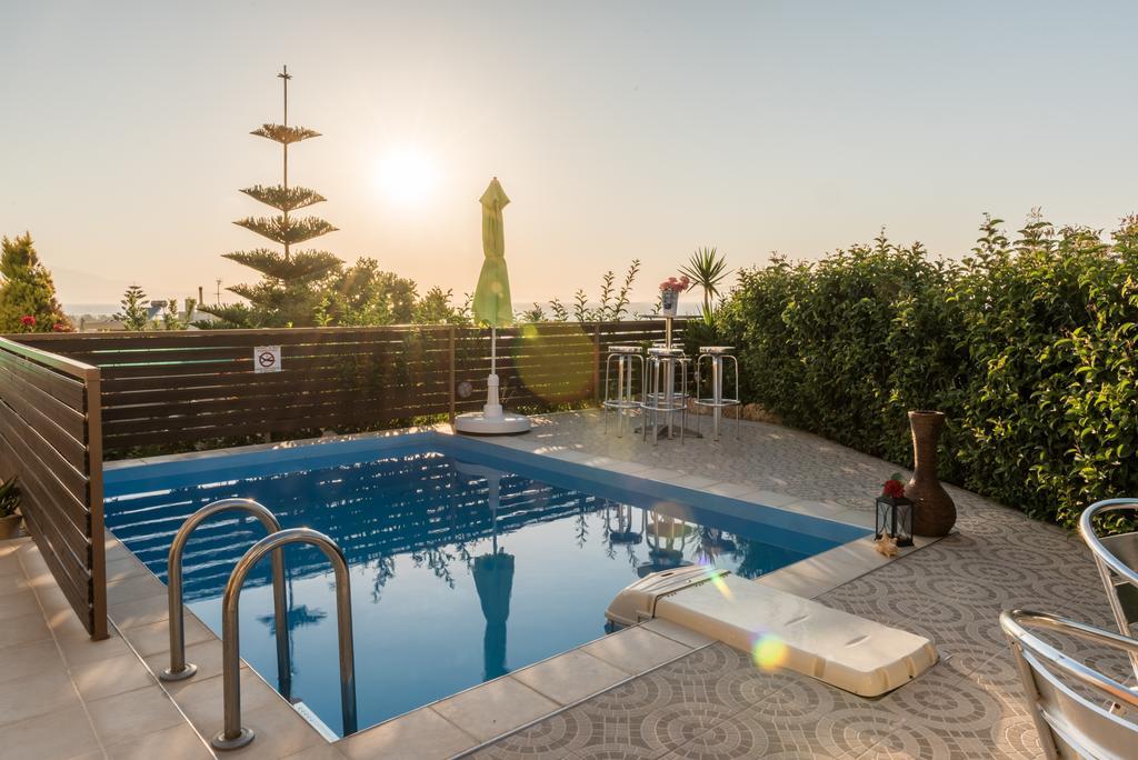 Villa Apollon Sfáka Eksteriør billede